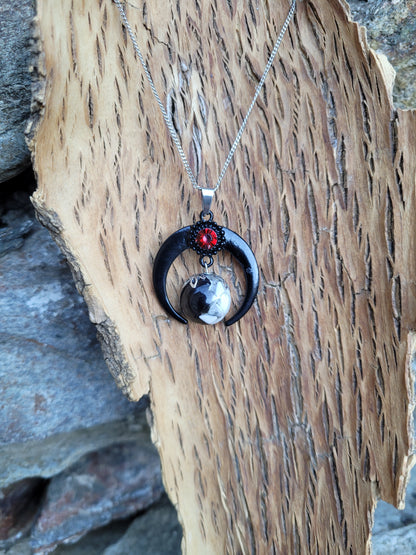 Pendentif " Protection " en Howlite et Tourmaline