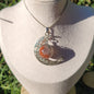 Pendentif "Féminité" en Pierre de lune et Cornaline Pendentif lune
