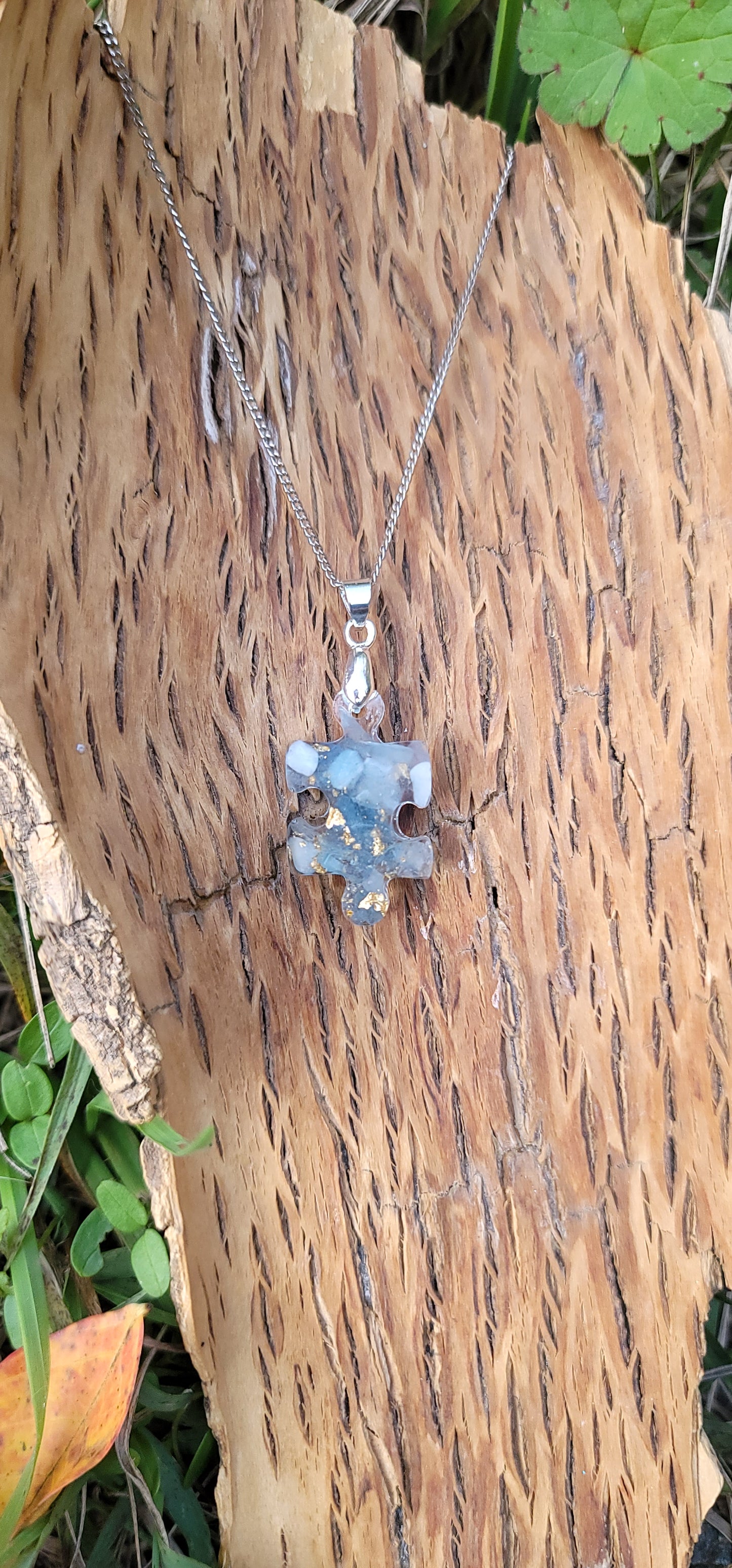 Pendentif "Bonheur" en Aigue marine pièce de puzzle