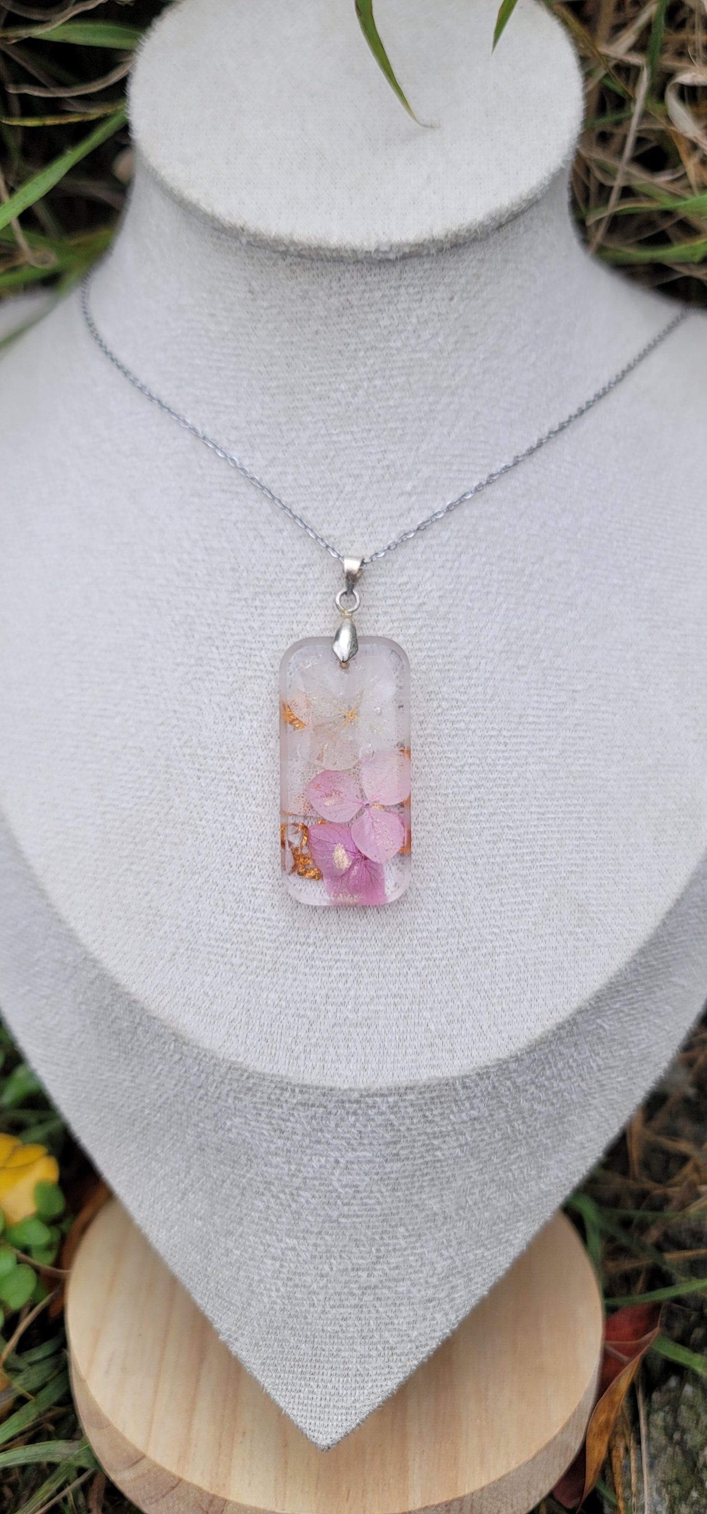 Collier fleurs hortensia floral bohème