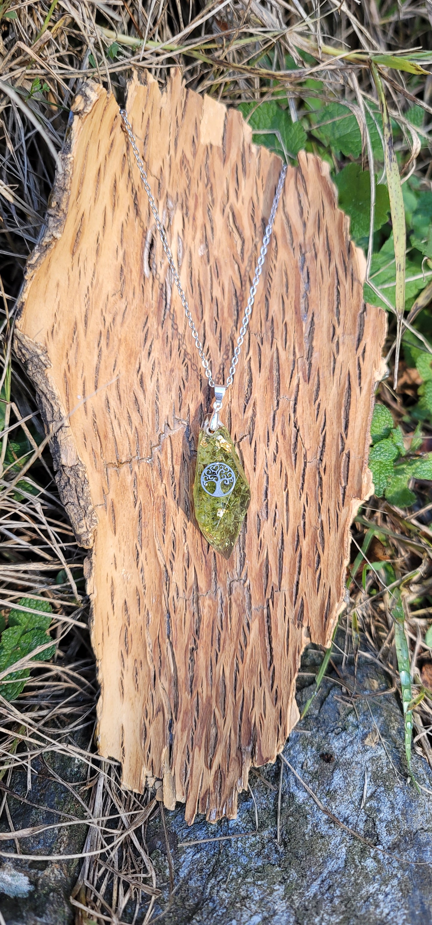 Pendentif en Péridot arbre de vie