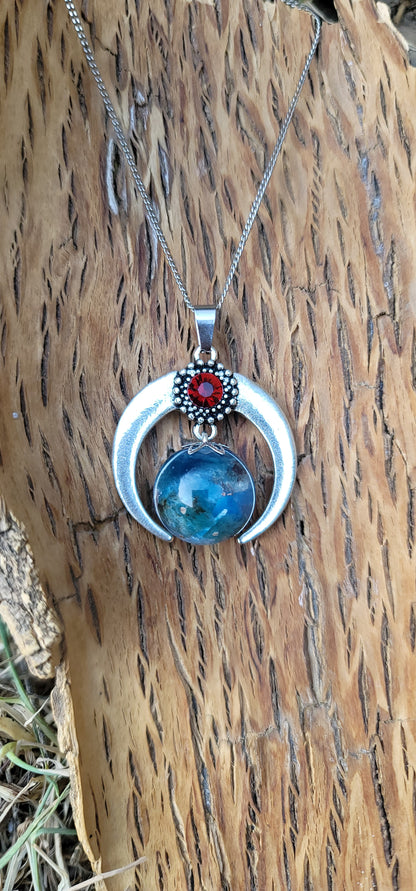 Pendentif en Apatite pierre du coeur